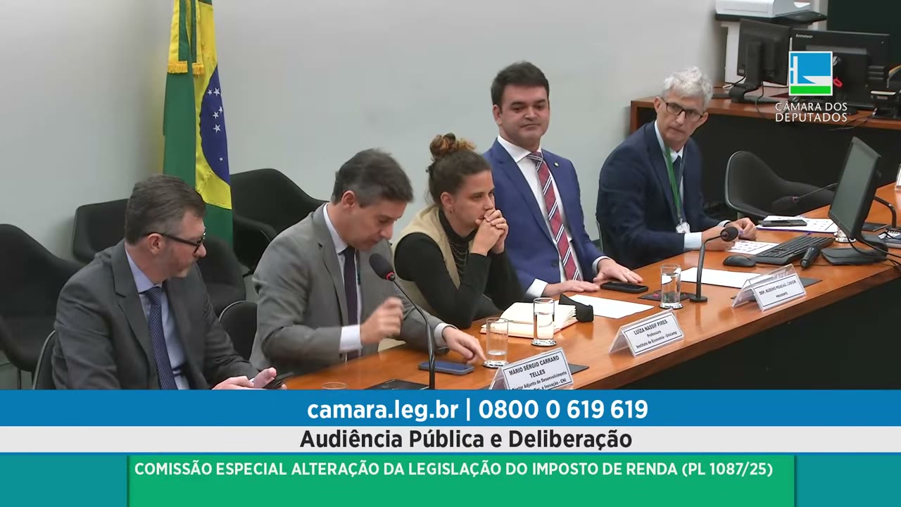 Vídeo do evento em 2:07:02
