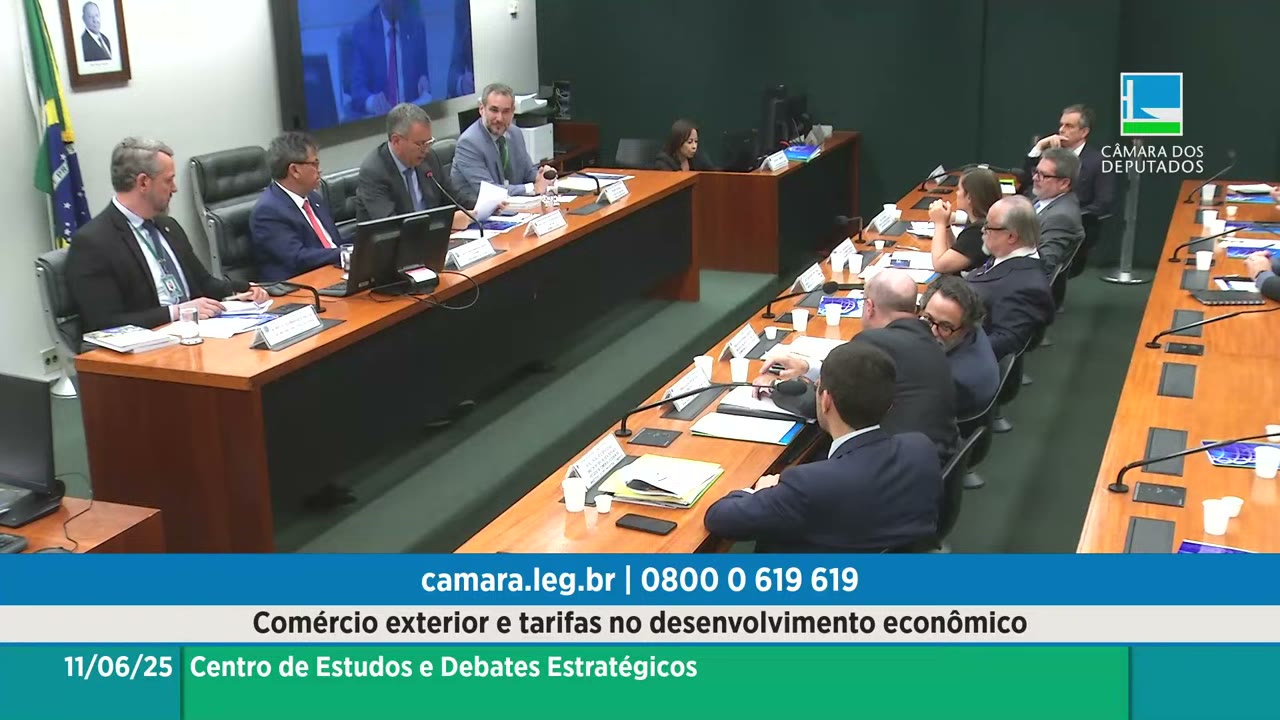 Vídeo do evento em 38:00