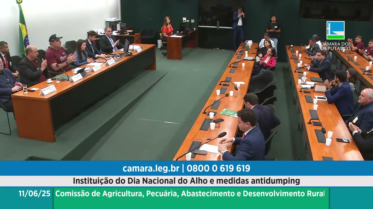 Vídeo do evento em 1:24:24