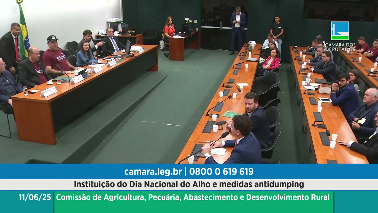 Vídeo do evento em 1:24:32