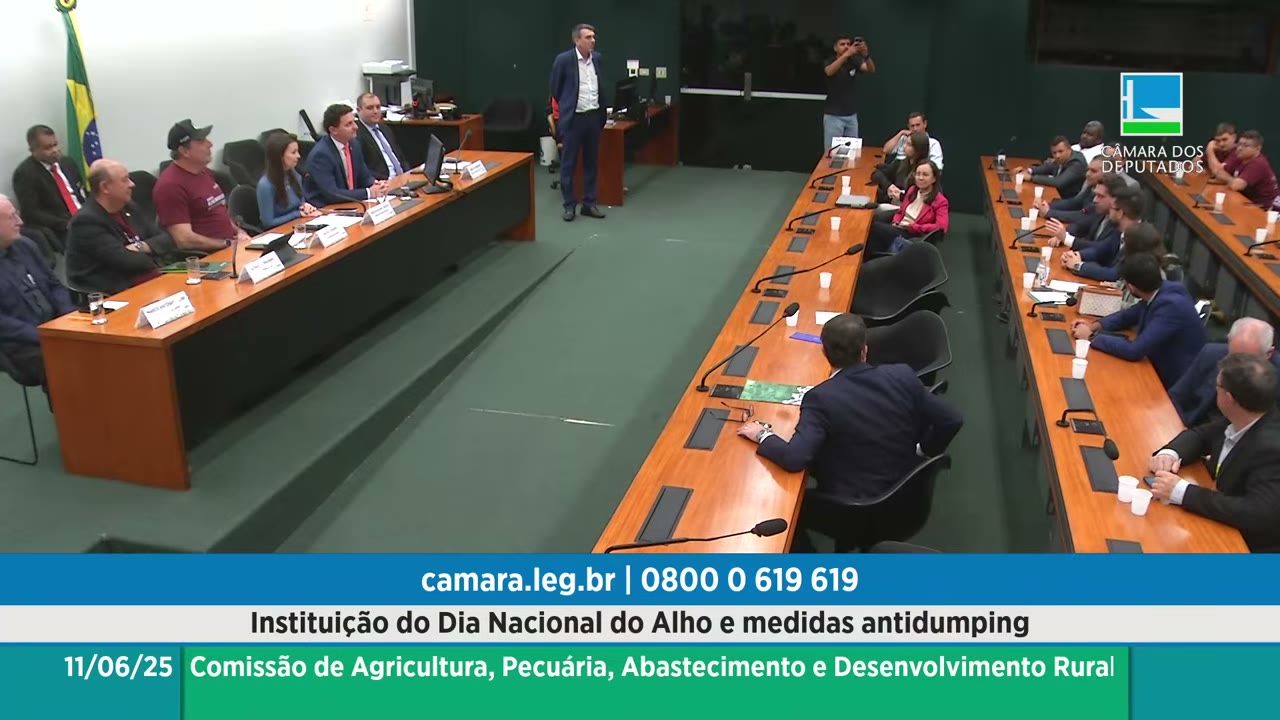 Vídeo do evento em 1:43:33