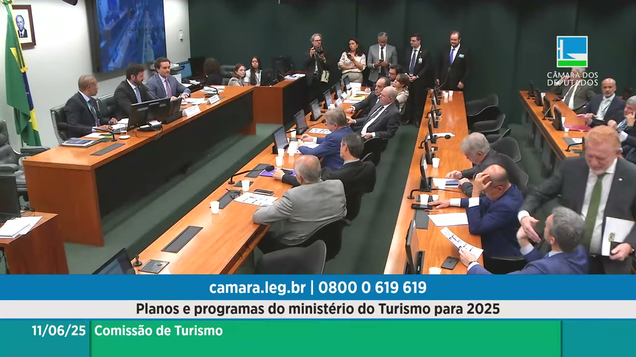 Vídeo do evento em 1:09:04