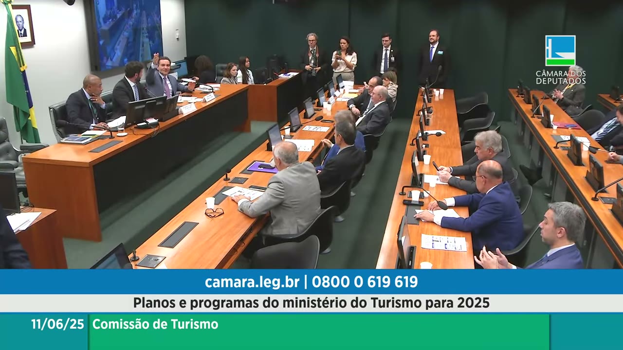 Vídeo do evento em 1:12:35