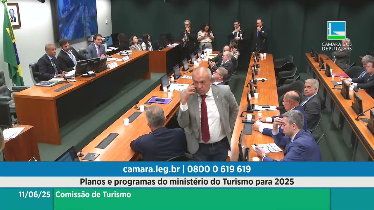 Vídeo do evento em 1:13:38