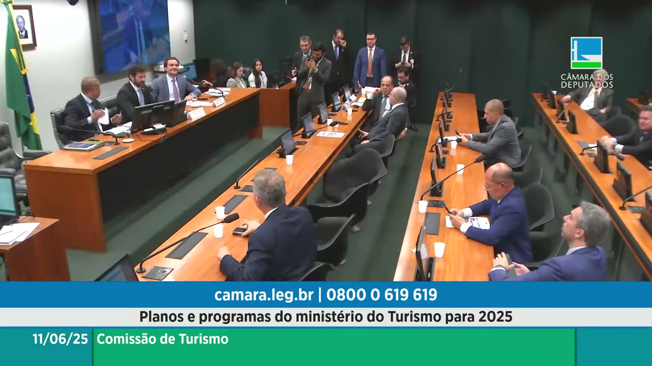 Vídeo do evento em 1:28:05