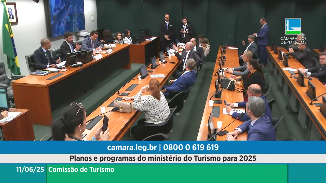 Vídeo do evento em 1:36:02