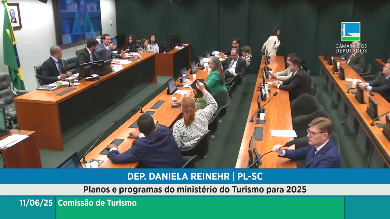 Vídeo do evento em 2:05:41