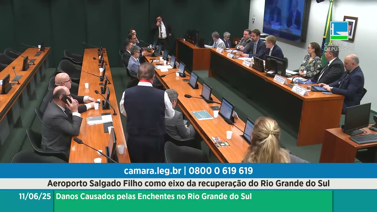 Vídeo do evento em 1:09:48