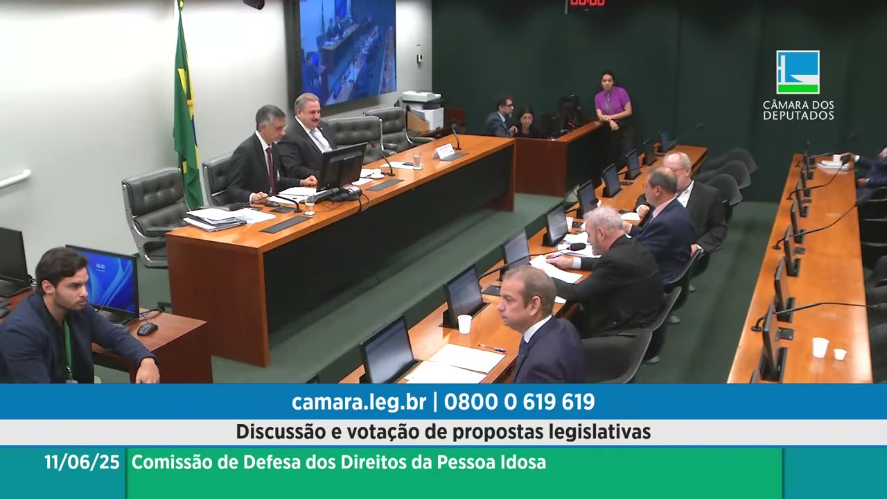 Vídeo do evento em 1:15:02