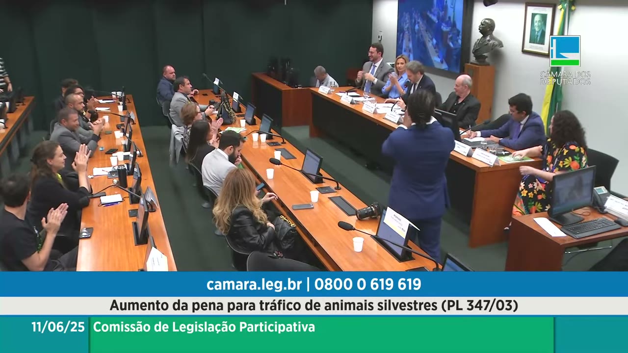 Vídeo do evento em 1:48:23