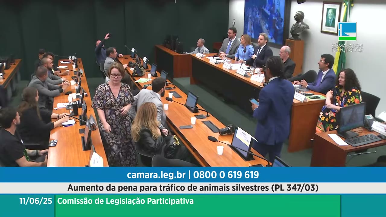 Vídeo do evento em 1:48:32
