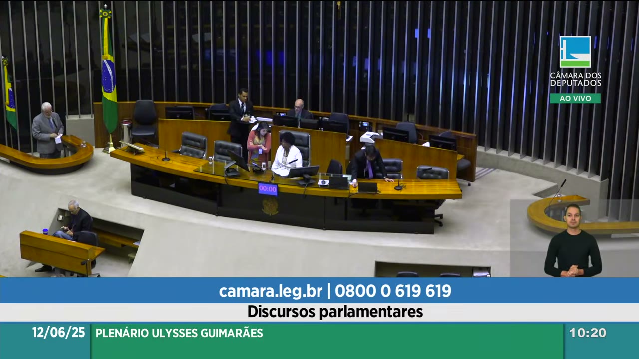 Vídeo do evento em 1:09:58