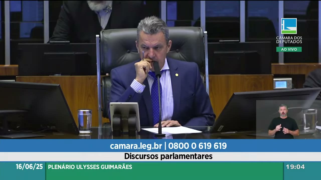 Vídeo do evento em 1:05:27