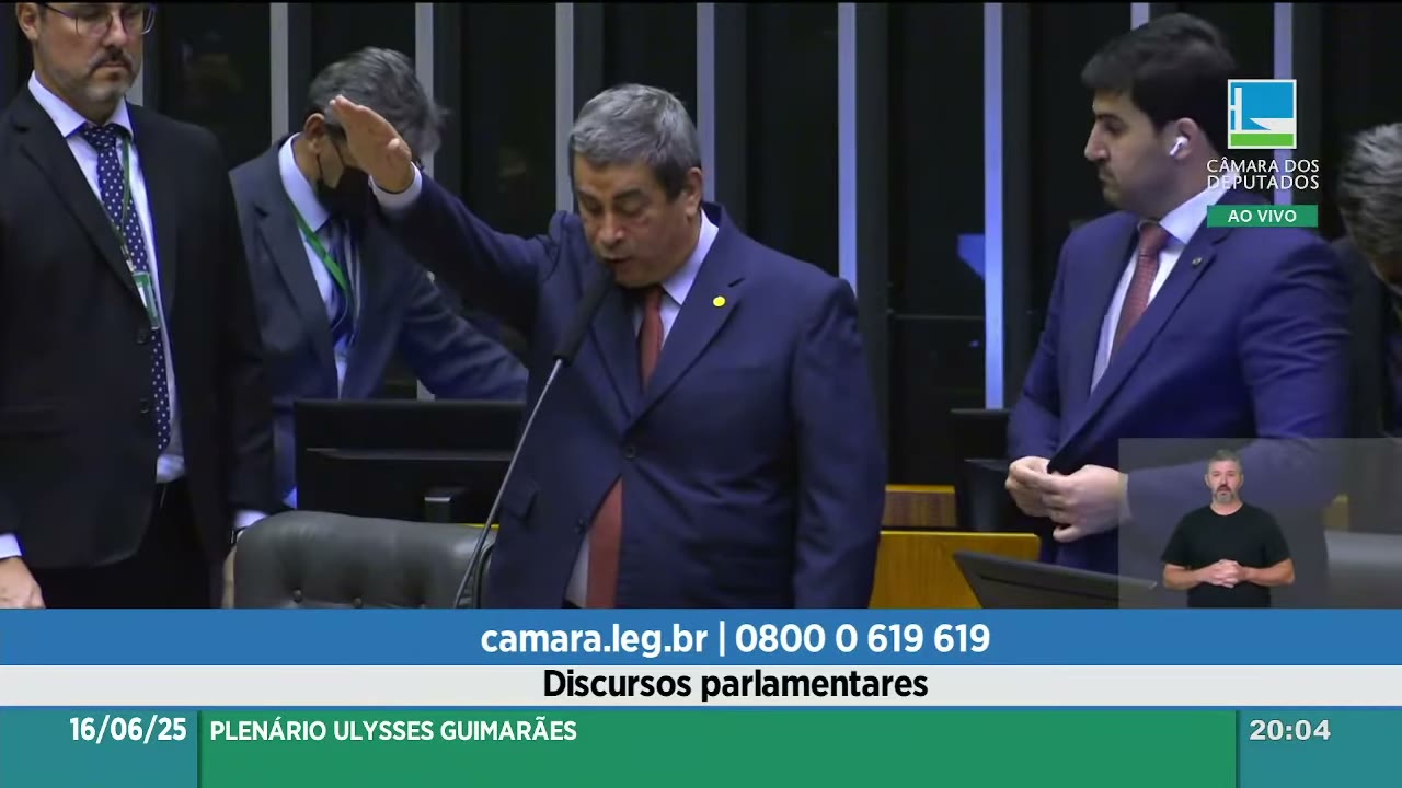 Vídeo do evento em 2:05:18