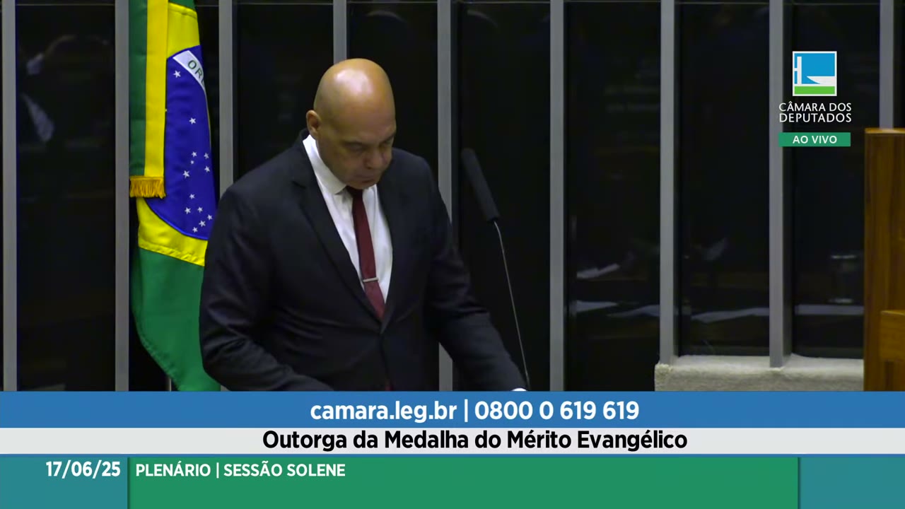 Vídeo do evento em 1:05:21