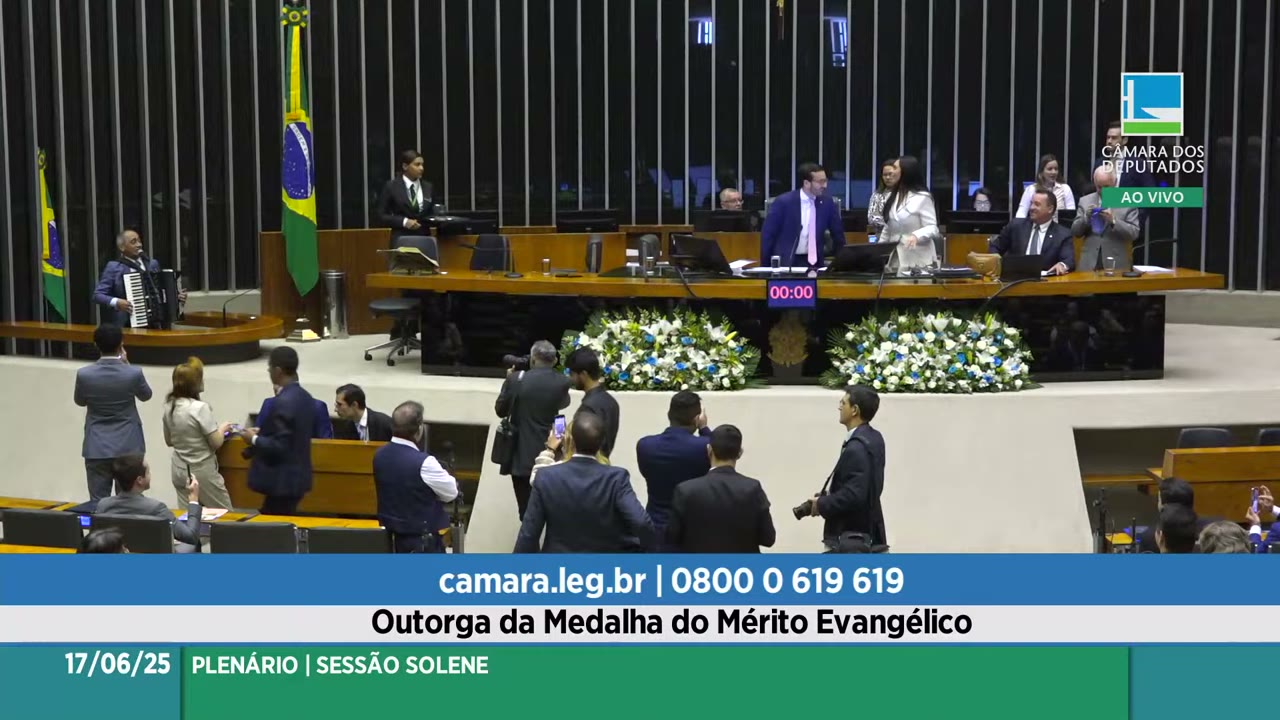 Vídeo do evento em 1:24:58