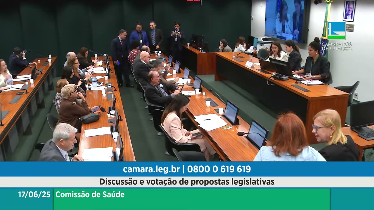 Vídeo do evento em 1:11:28