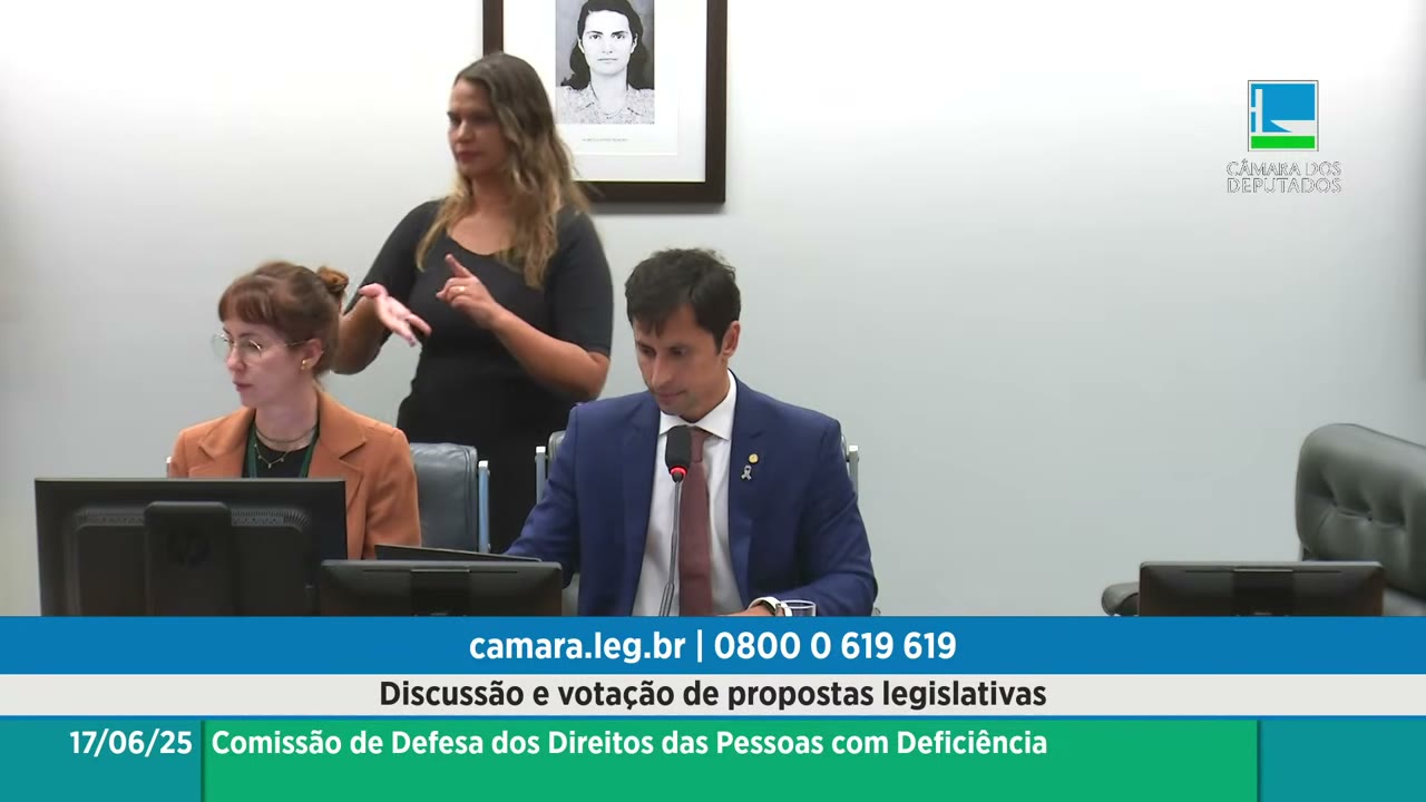 Vídeo do evento em 1:07:36
