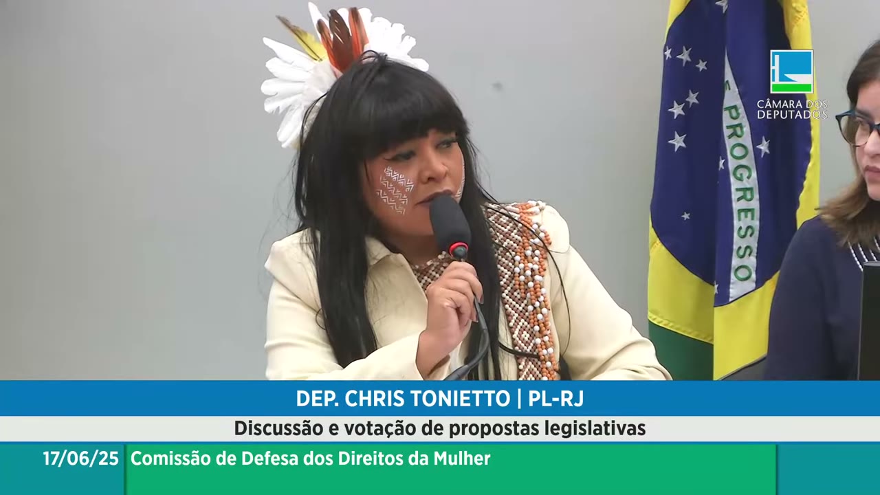 Vídeo do evento em 37:00
