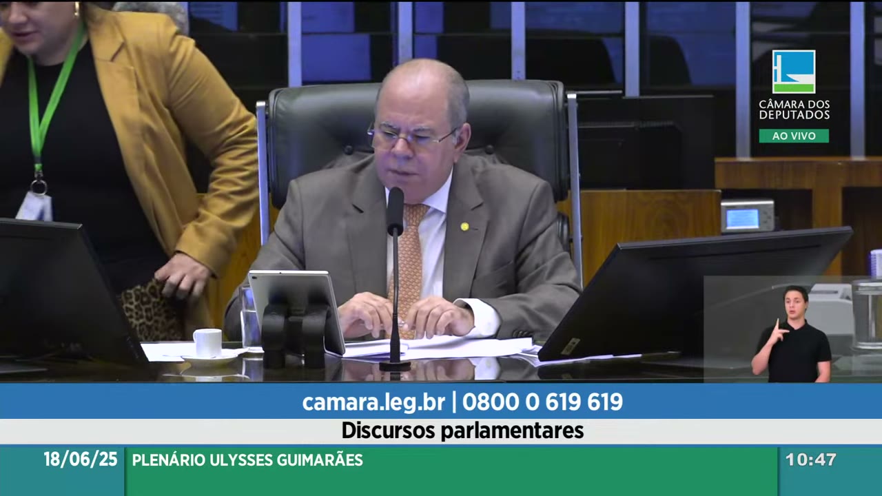 Vídeo do evento em 1:37:16