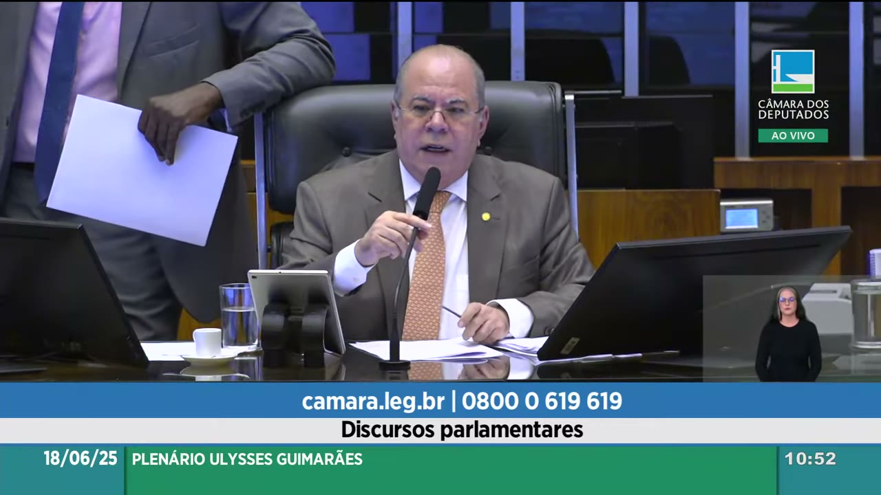 Vídeo do evento em 1:41:40