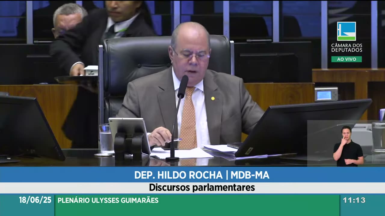 Vídeo do evento em 2:03:00