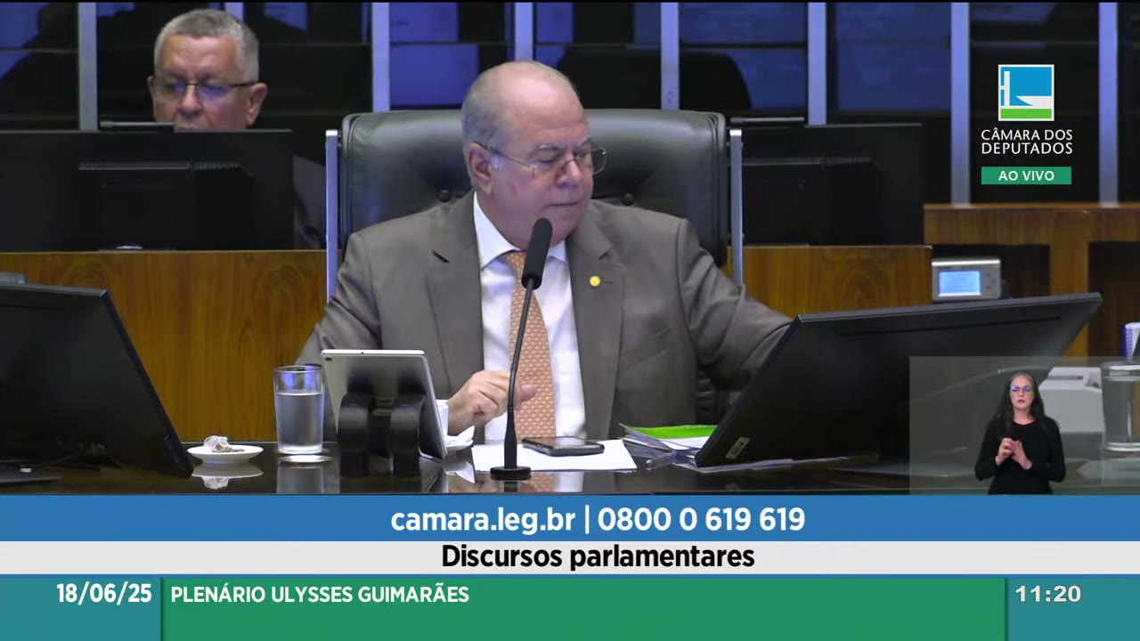 Vídeo do evento em 2:09:40