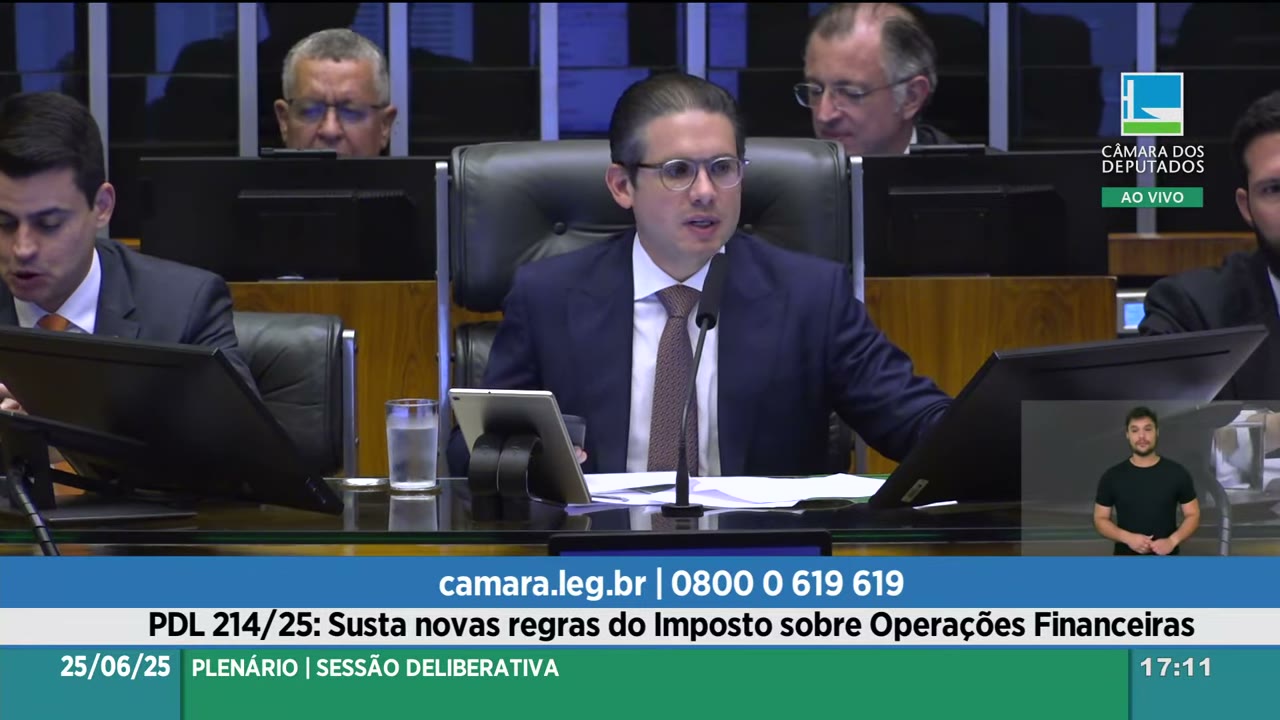 Vídeo do evento em 1:40:00