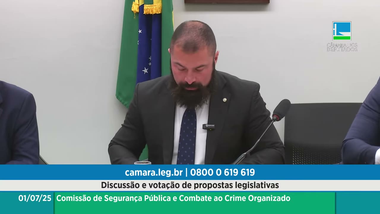 Vídeo do evento em 1:05:22