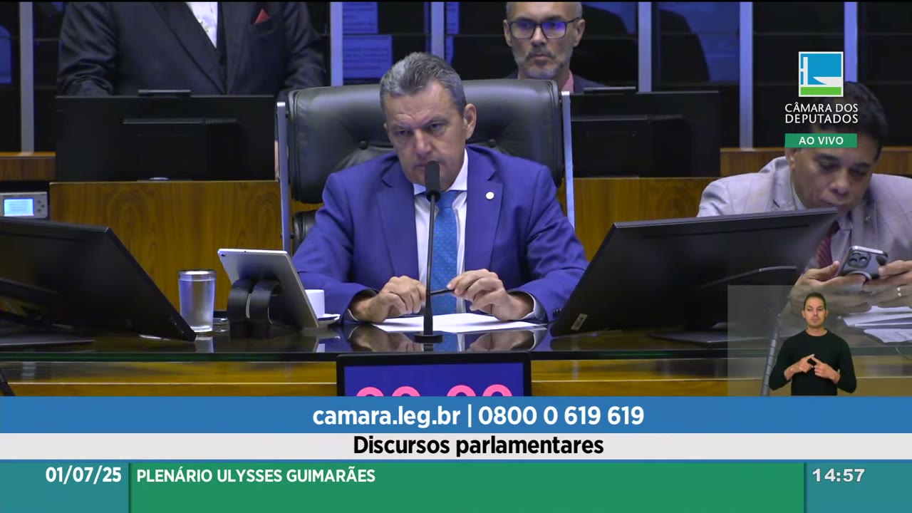 Vídeo do evento em 1:00:09