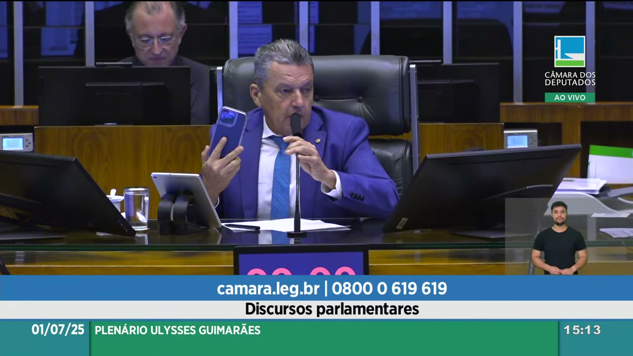 Vídeo do evento em 1:15:57