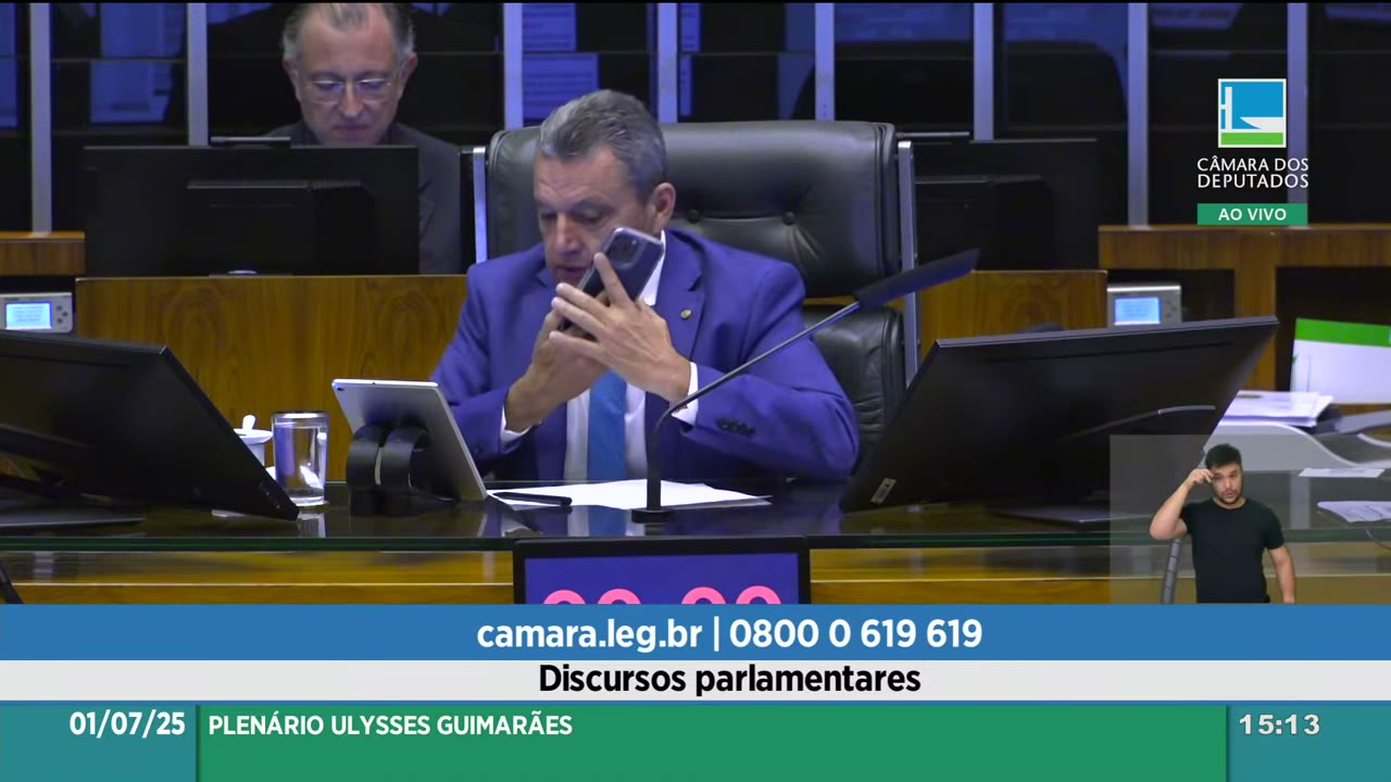 Vídeo do evento em 1:16:04