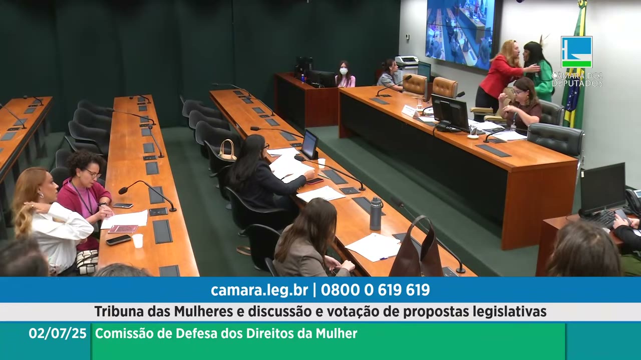 Vídeo do evento em 1:14:33