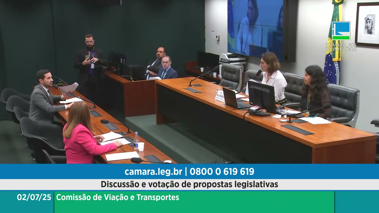 Vídeo do evento em 1:05:29
