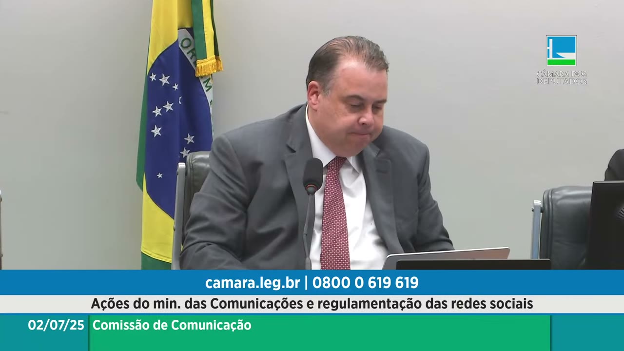 Vídeo do evento em 1:04:11