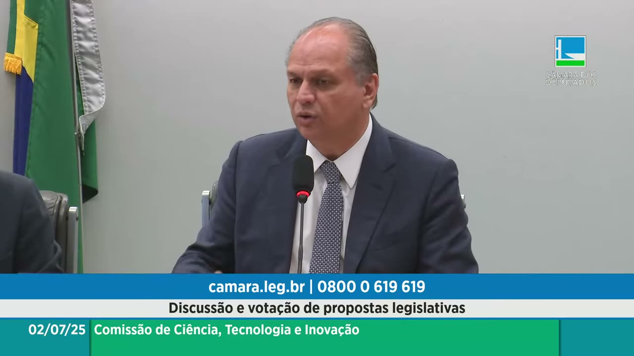 Vídeo do evento em 1:04:28