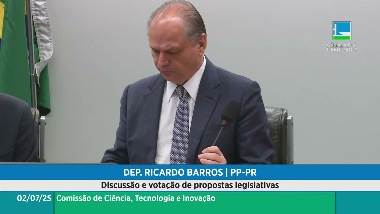 Vídeo do evento em 1:15:35