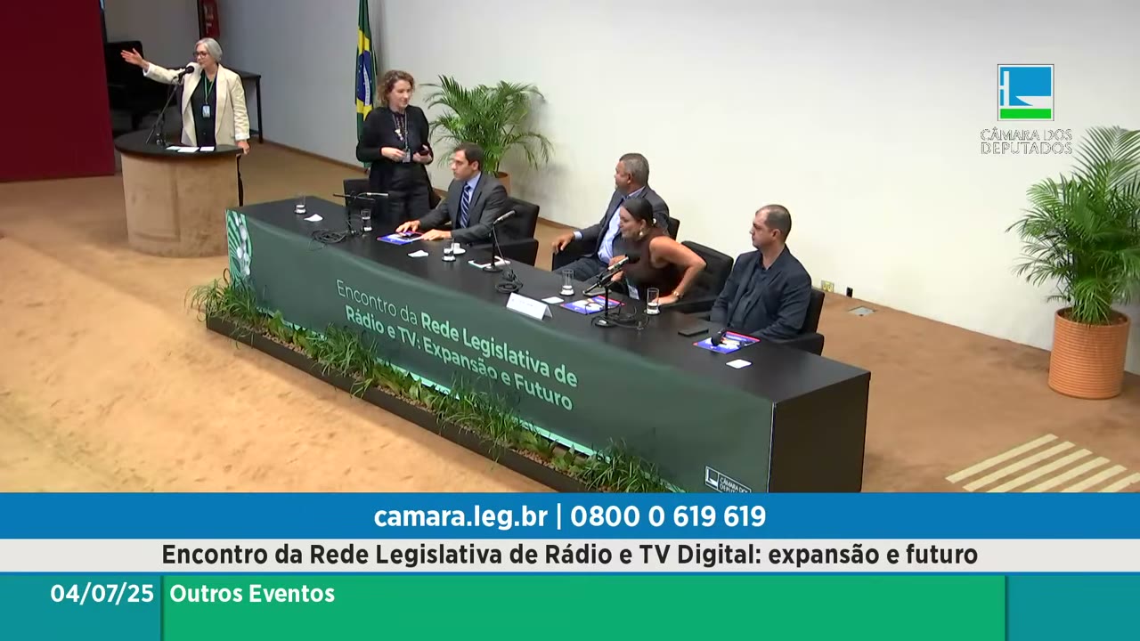 Vídeo do evento em 2:01:59
