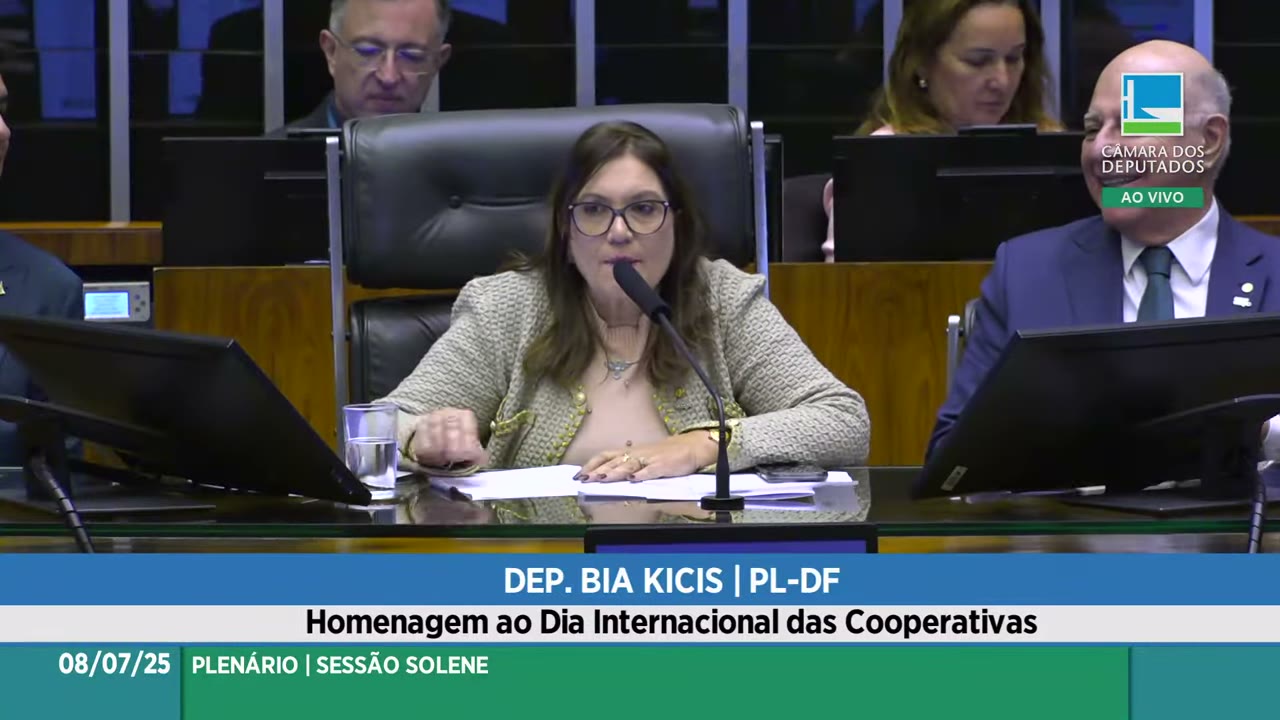 Vídeo do evento em 1:36:49