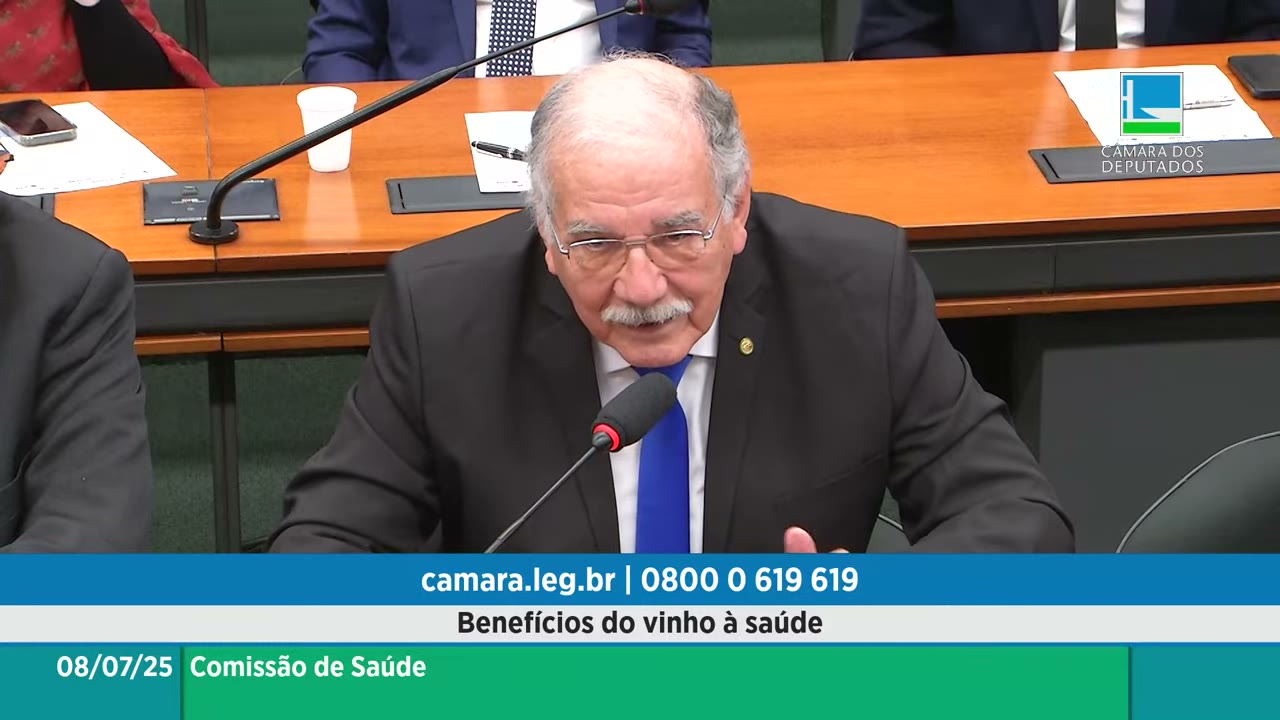 Vídeo do evento em 1:04:48