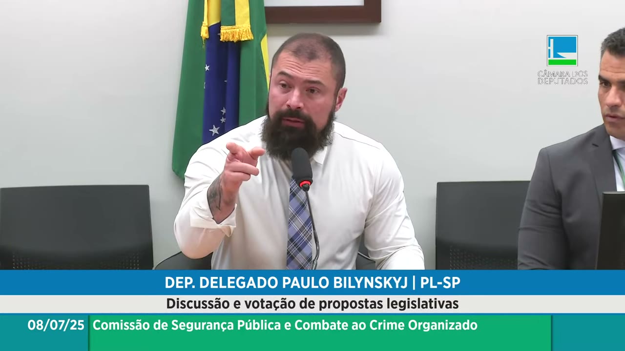 Vídeo do evento em 1:04:01