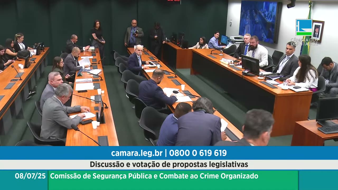Vídeo do evento em 1:04:10