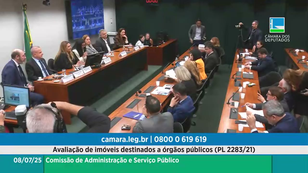 Vídeo do evento em 1:02:08