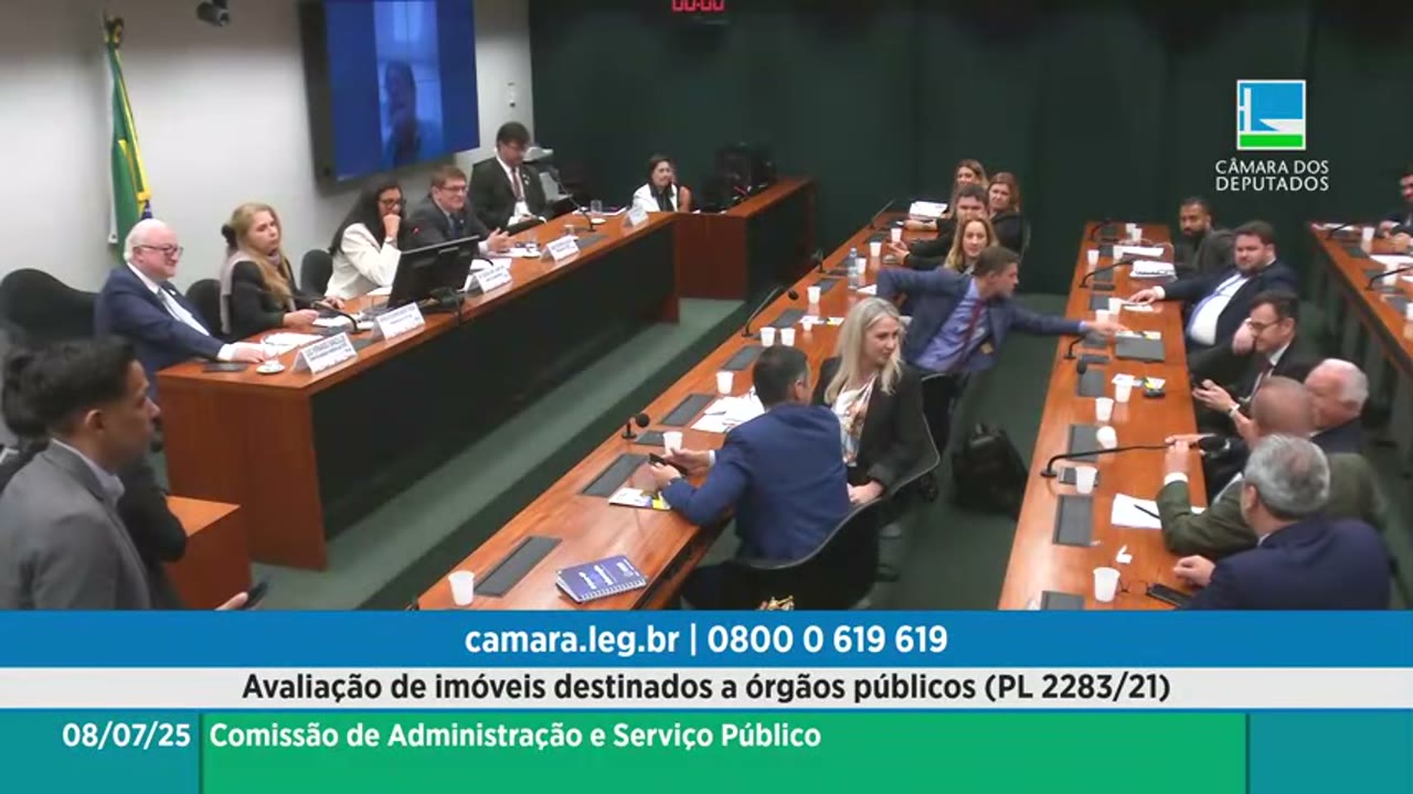 Vídeo do evento em 1:49:25