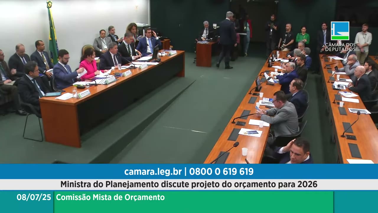 Vídeo do evento em 1:03:14