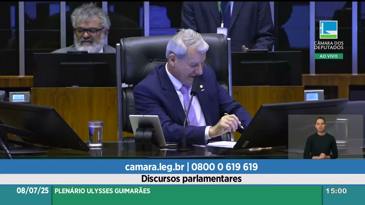 Vídeo do evento em 1:03:27