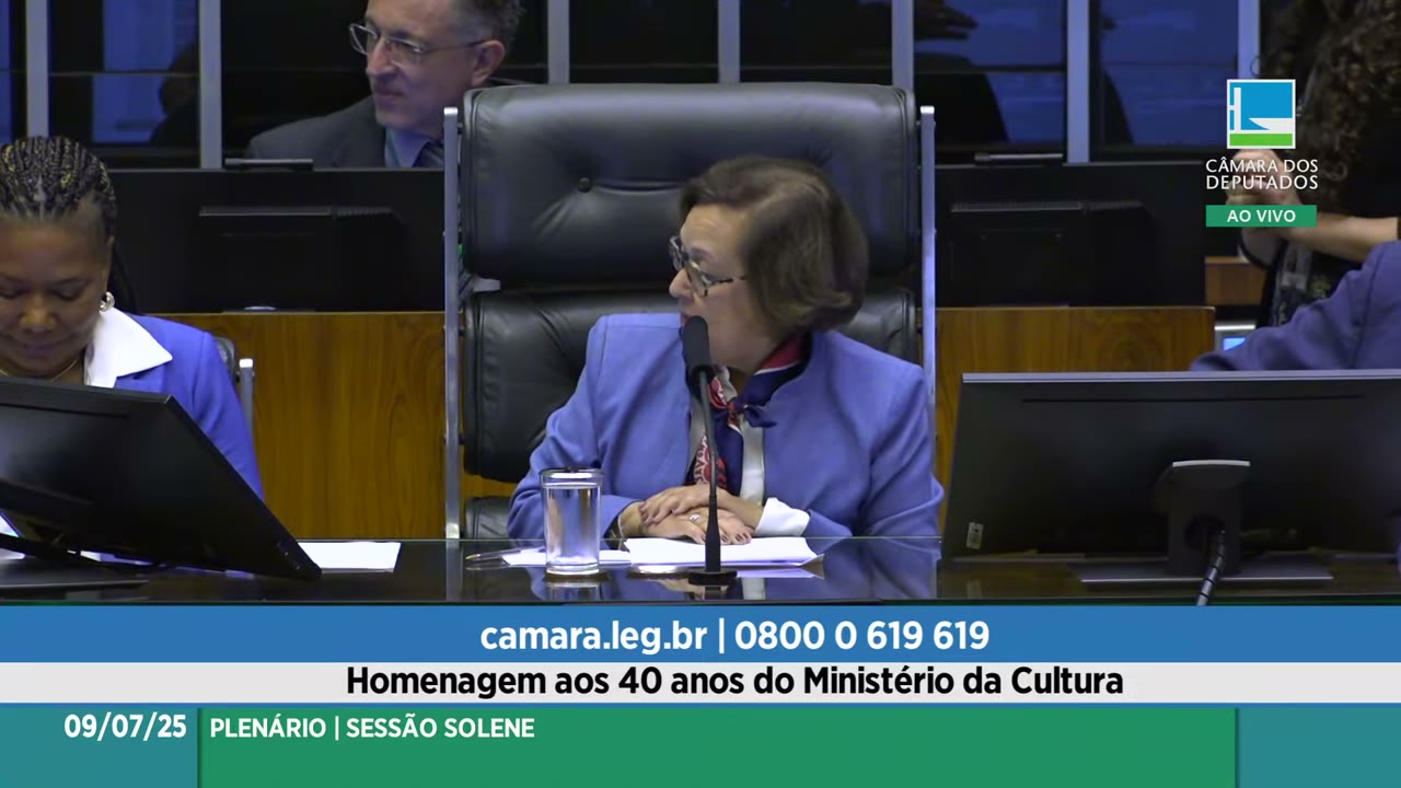 Vídeo do evento em 1:05:38
