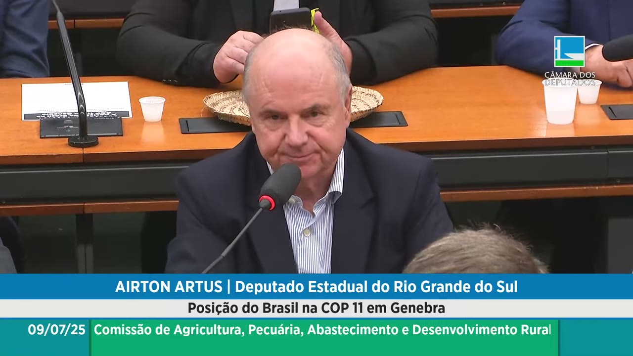 Vídeo do evento em 1:02:08