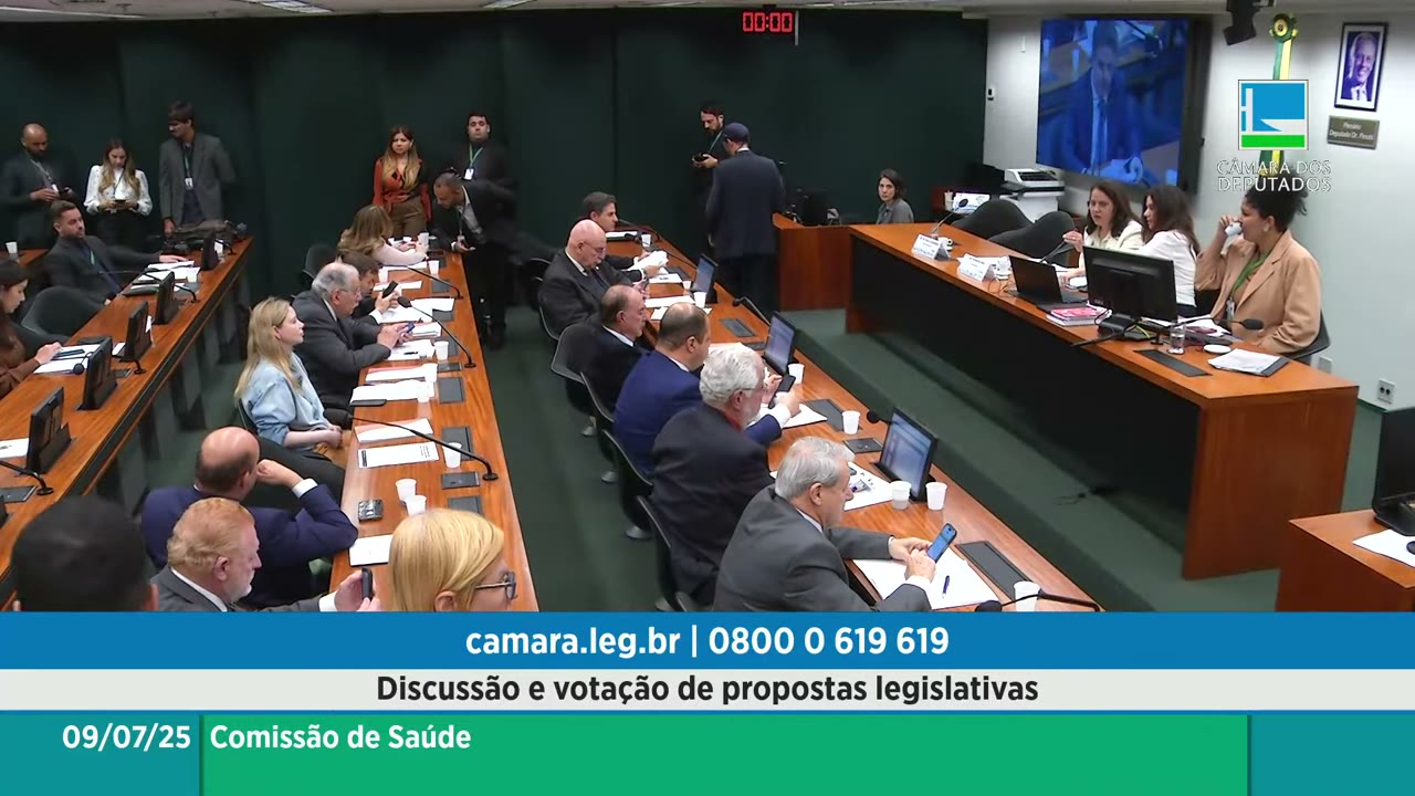 Vídeo do evento em 1:03:21