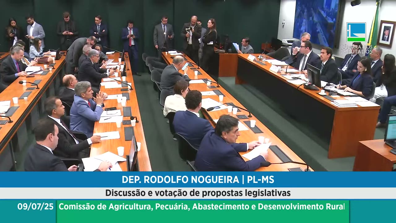 Vídeo do evento em 37:00